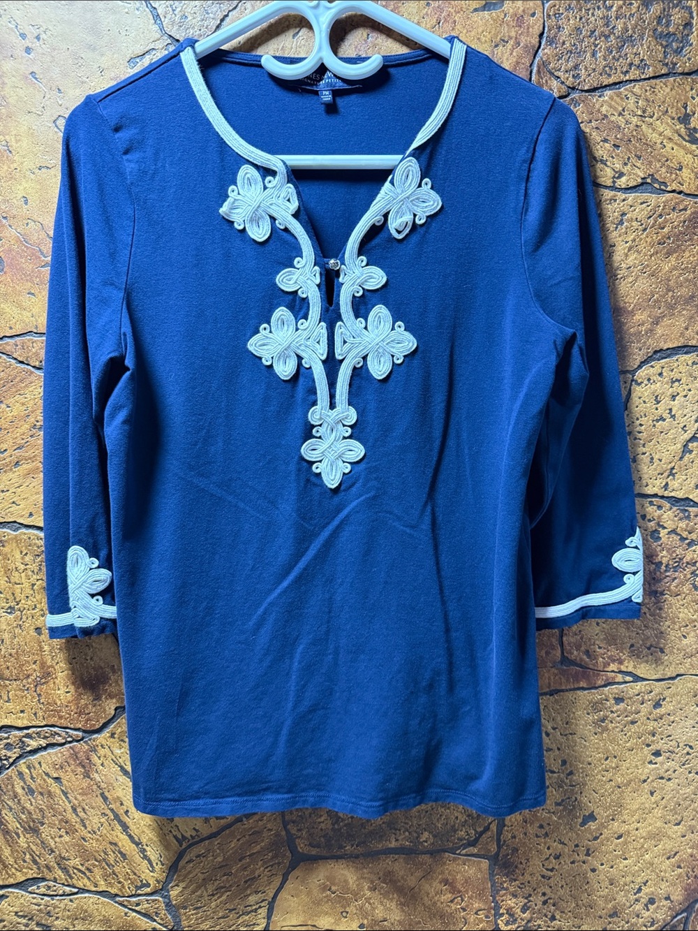 Jones New York dark blue Blue Tunic with White Embroidered Appliqué